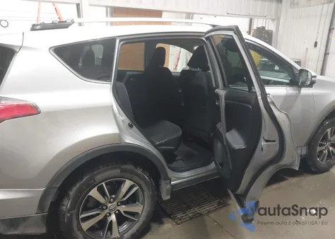 2017 Toyota Rav4 Xle из США, поврежденный, VIN 2T3RFREV3HW619441